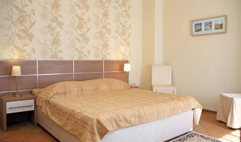 Номер Полулюкс. Гостиница У Платана, г. Геленджик