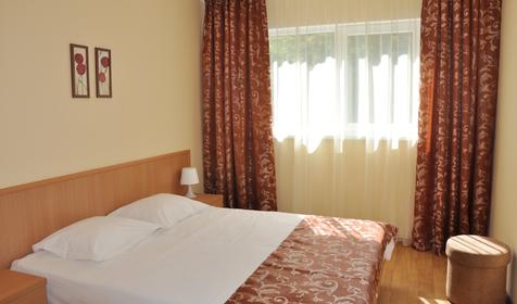 Номер. База отдыха Райский сад, г. Геленджик, с. Прасковеевка