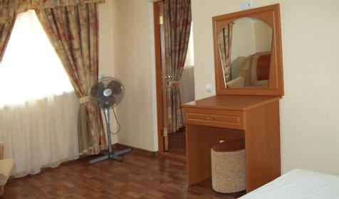 Полулюкс. Мини-отель Дом Казака, г. Геленджик