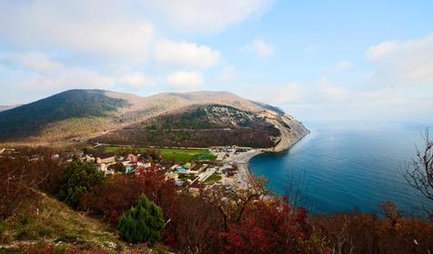 Вид на бухту. Гостевой дом Шоколад, г. Новороссийск, с. Абрау-Дюрсо