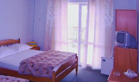 Трехместный стандарт с доп.местом. Гостевой дом У Никитича, г. Сочи, Лазаревский район, п. Лоо