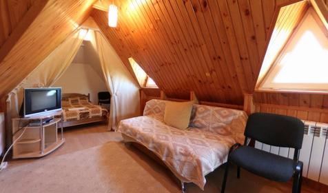 Дом №2 рыболовно-охотничей базы Азовские плавни, Славянский район, х. Ставки