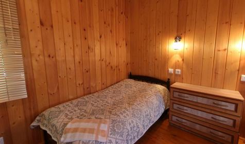 Дом №3 рыболовно-охотничей базы Азовские плавни, Славянский район, х. Ставки