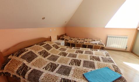 Дом №4 рыболовно-охотничей базы Азовские плавни, Славянский район, х. Ставки