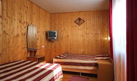Спальня трехкомнатного коттеджа "люкс" под ключ Мини-отель Светлана, г. Анапа