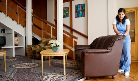 Гостиная четырехместного двухэтажного люкса. Пансионат Нева Интернейшенел, г. Сочи