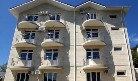 Фасад. Гостевой дом Виктория, пос. Лазаревское