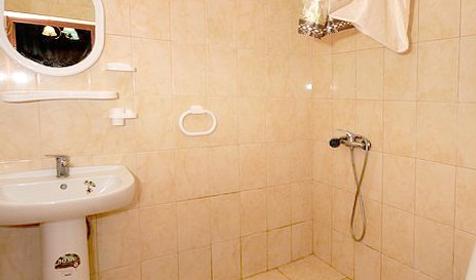 Шестиместный двухкомнатный номер (№9). Гостевой дом Форт Фена, Темрюкский район, п. Пересыпь