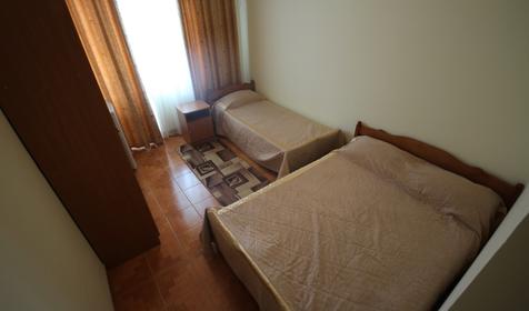 Трехместный стандарт, гостевой дом Ванатур, г. Анапа, п. Витязево