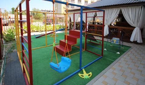Детская площадка. Гостевой дом Ванатур, г. Анапа, п. Витязево