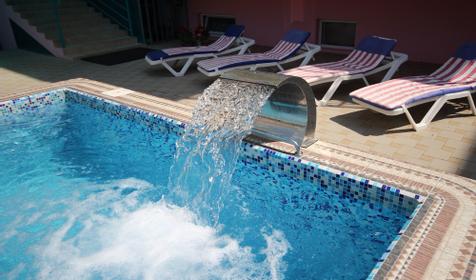 Бассейн. Гостевой дом Ванатур, г. Анапа, п. Витязево