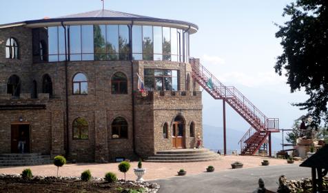 Туркомплекс Горное настроение, Майкопский район, 10 км к юго-западу от ст. Даховской