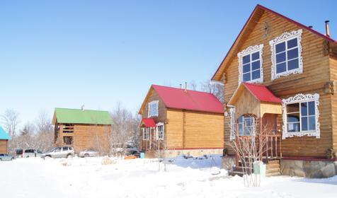 Туркомплекс Горное настроение, Майкопский район, 10 км к юго-западу от ст. Даховской