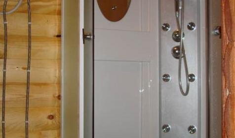 2Двухместный номер в домике (7, 9, 11). Туркомплекс Горное настроение, Майкопский район, 10 км к юго-западу от ст. Даховской