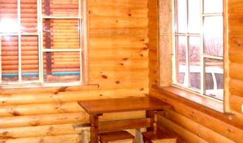 Двухместный номер в домике (№2-6). Туркомплекс Горное настроение, Майкопский район, 10 км к юго-западу от ст. Даховской