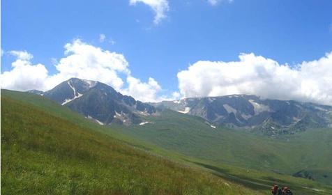 Горы. ст. Даховская (р-н Азишского хребта)