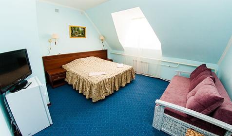 Трехместный номер. Турбаза Лаго-Наки, ст. Даховская (р-н Азишского хребта)