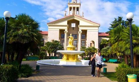 Сочи. Парк у морского вокзала