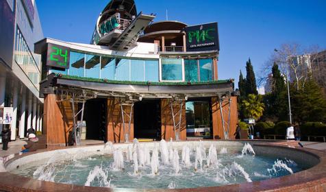 Поющие фонтаны в Сочи