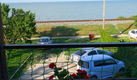 Вид на море. Гостевой дом Песчаный берег, г. Ейск