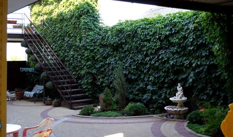 Территория. Гостевой дом Песчаный берег, г. Ейск