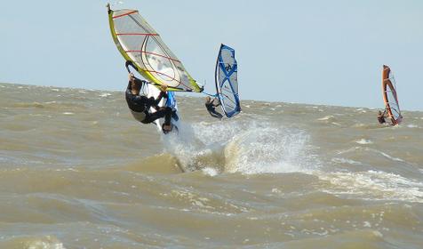 Серфстанция АхтариSurf, г. Приморско-Ахтарск