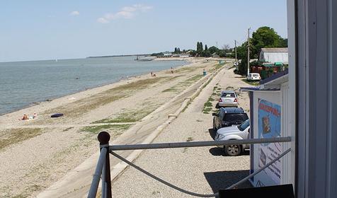 Вид с балкона. Серфстанция АхтариSurf, г. Приморско-Ахтарск