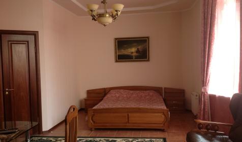 Полулюкс. Гостевой дом "У моря", г. Геленджик