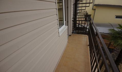 Двухместный номер с балконом. Гостевой дом Лера, г. Сочи, Лазаревский район, п. Лоо