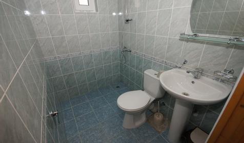 Двухместный номер с балконом. Гостевой дом Лера, г. Сочи, Лазаревский район, п. Лоо