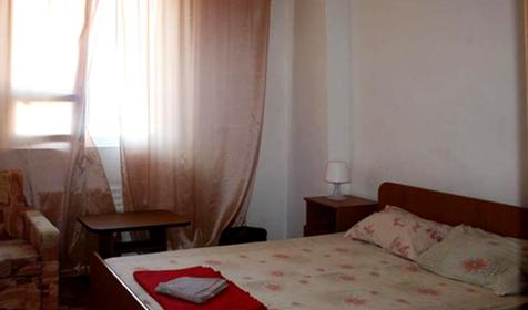 Трехместный двухкомнатный полулюкс Отель Замок, г. Анапа