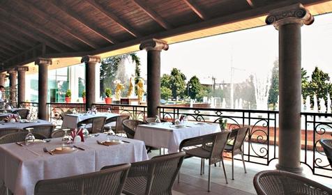 Летняя площадка. Гостиница Версаль, г. Армавир