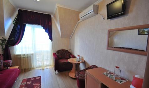 Однокомнатный люкс с балконом. Отель Райское местечко, г. Сочи, Лазаревский район, п. Лазаревское