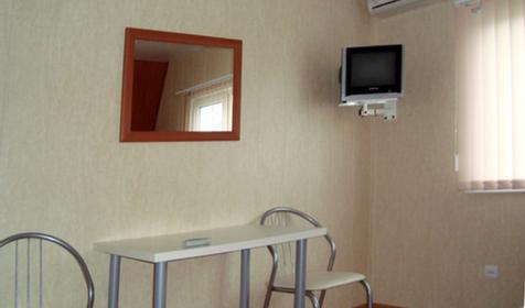 Трехместный номер. Гостевой дом Визит, г. Анапа