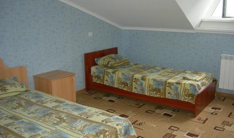 Двухкомнатный номер. Гостиница "Лазурная плюс", п. Лазаревское