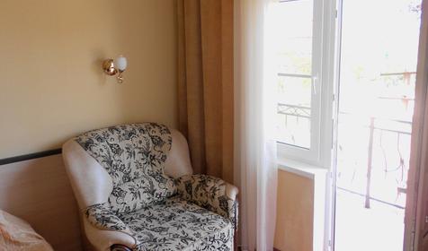 Трехместный номер. Гостиница Бриз, Архипо-Осиповка