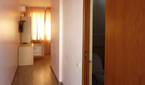 Полулюкс с балконом. Гостевой дом Тихий берег, г. Анапа, п. Витязево