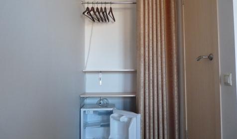 Трехместный полулюкс. Гостевой дом Тихий берег, г. Анапа, п. Витязево