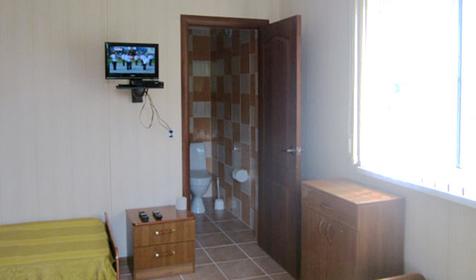 Дом с двумя номерами. Гостевой дом Летний сад, пос. Сенной