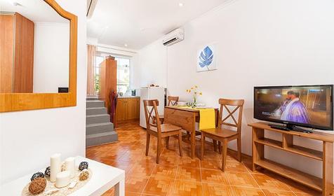 Люкс четырехместный в двух уровнях. Отель Дюны Золотые, г. Анапа