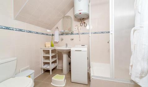 Люкс четырехместный в двух уровнях. Отель Дюны Золотые, г. Анапа