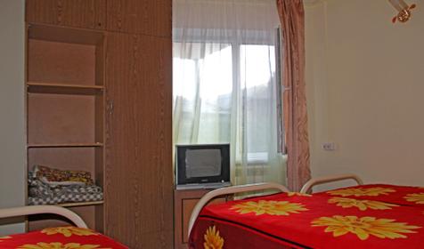 Двухкомнатный номер с кухней. Мини-гостиница В гостях у гномов, г. Ейск