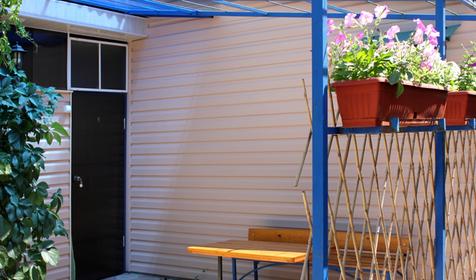 Частная мини-база отдыха Солнечная, ст. Должанская