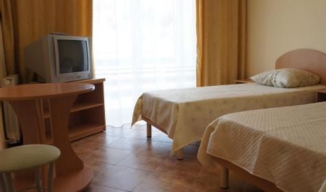 Двухместный номер с удобствами на блок. Гостевой дом "Скарлетт", г. Сочи, Лазаревский район, п. Лазаревское