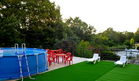 Летняя площадка гостевого дома Наргиз, г. Адлер