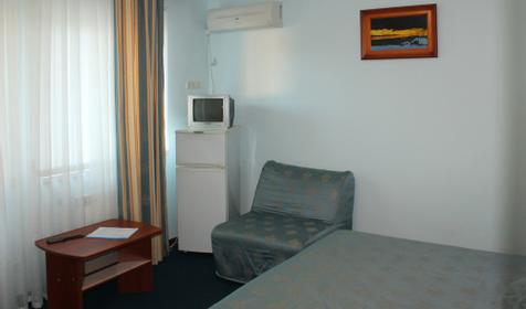 Четырехместный стандарт. Мини-отель "Атташе", г. Сочи, п. Лазаревское