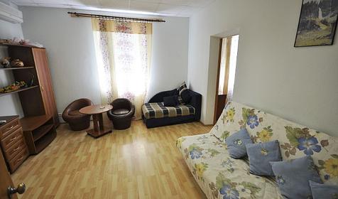 Двухкомнатный номер в коттедже №1, санаторий Солнечный, г. Геленджик, с. Кабардинка