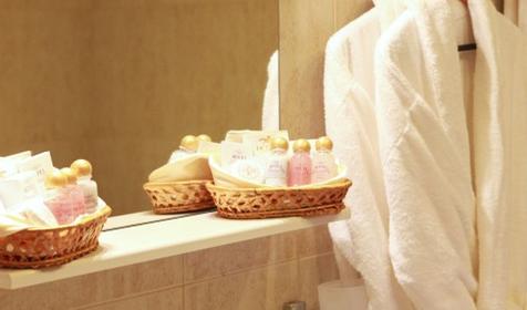 Семейный люкс двухкомнатный. Отель "Золотой Дельфин", г. Сочи, Адлерский район