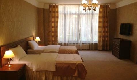 Семейный люкс двухкомнатный. Отель "Золотой Дельфин", г. Сочи, Адлерский район