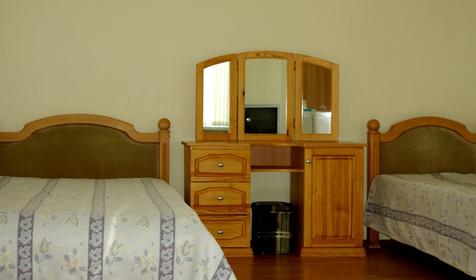 Двухместный номер №7-8 гостиницы Берег мечты, п. Сукко